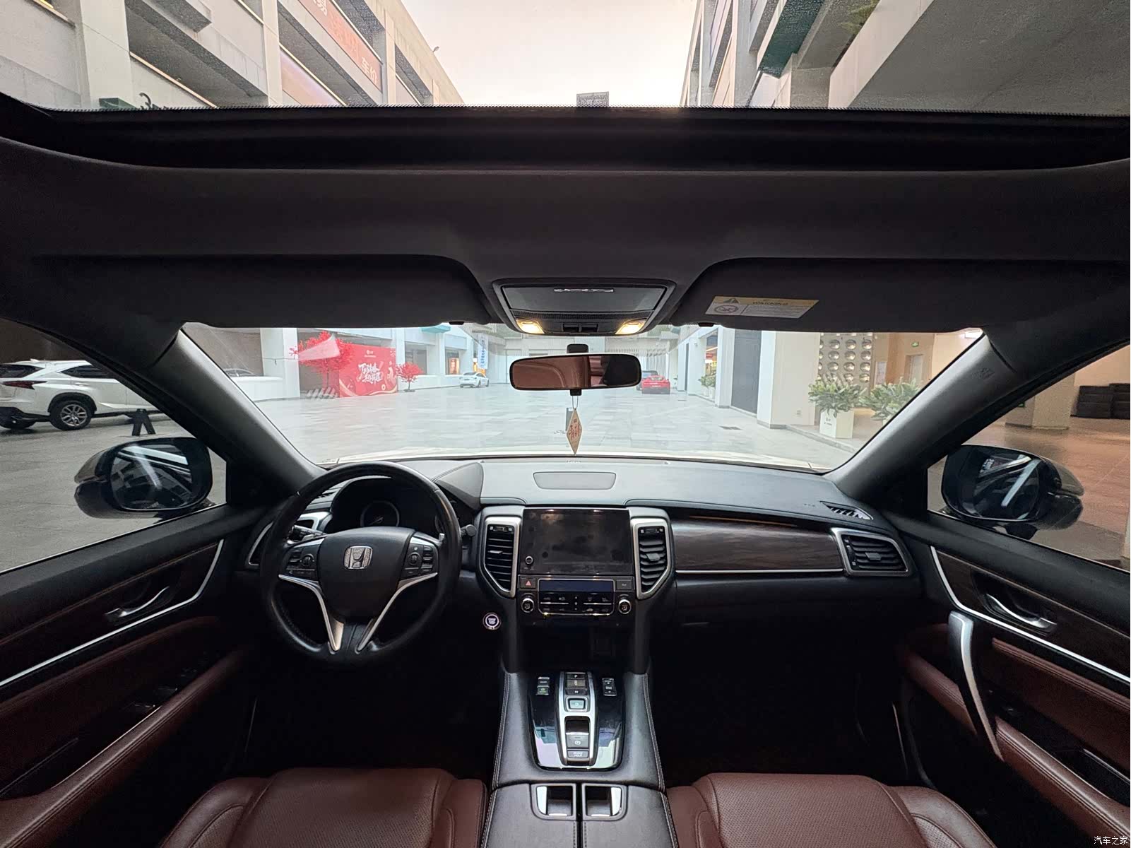 Honda UR-V, 2017 все фото