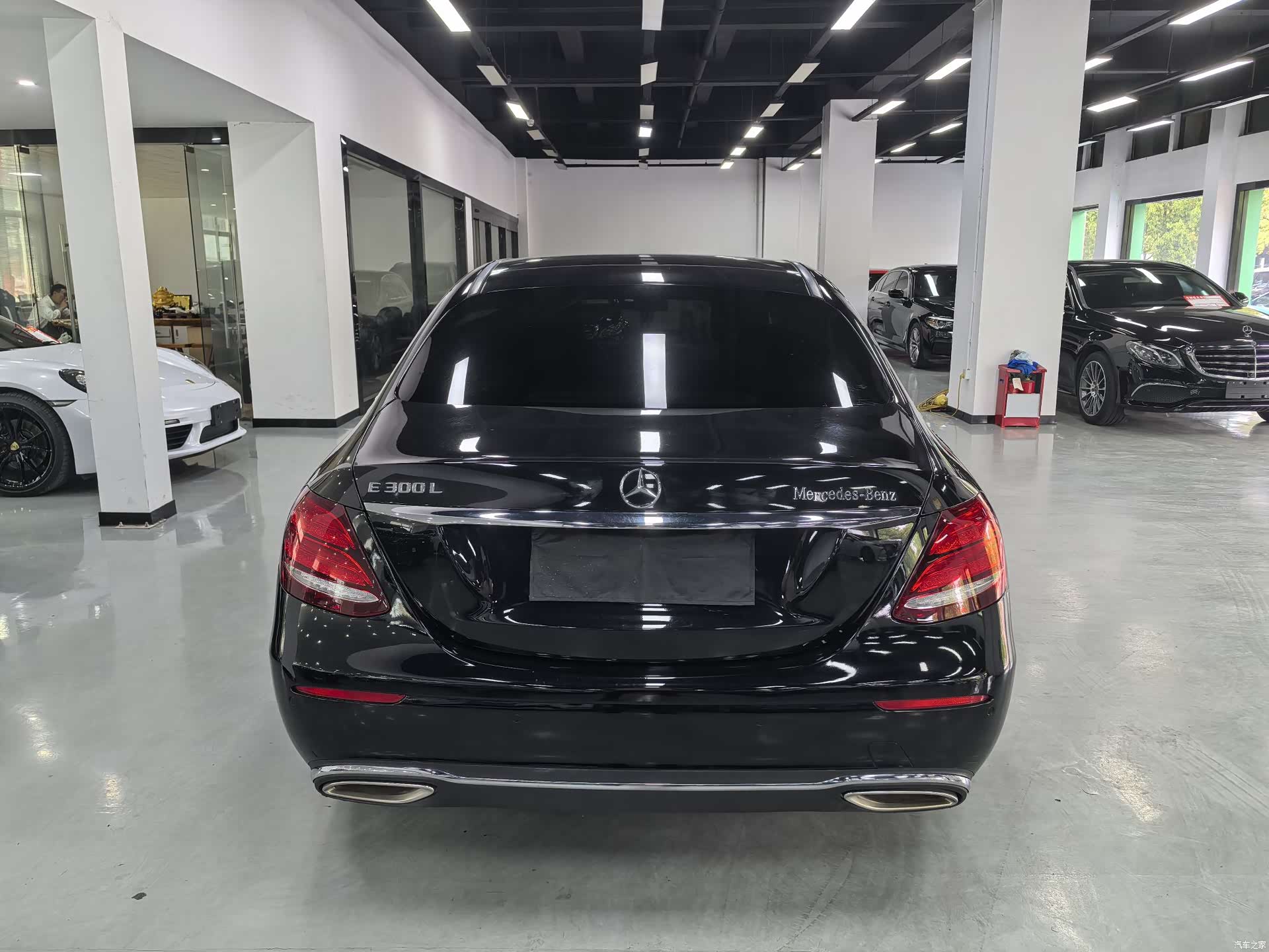 Mercedes-Benz E-Class, 2020 6