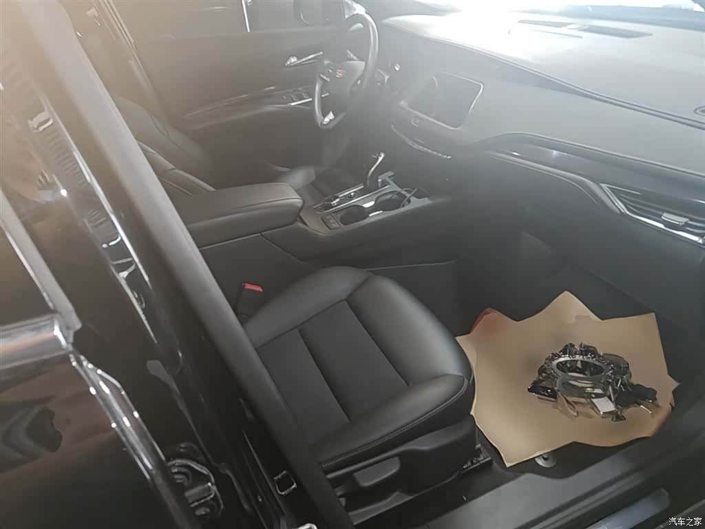 Cadillac XT4, 2021 25