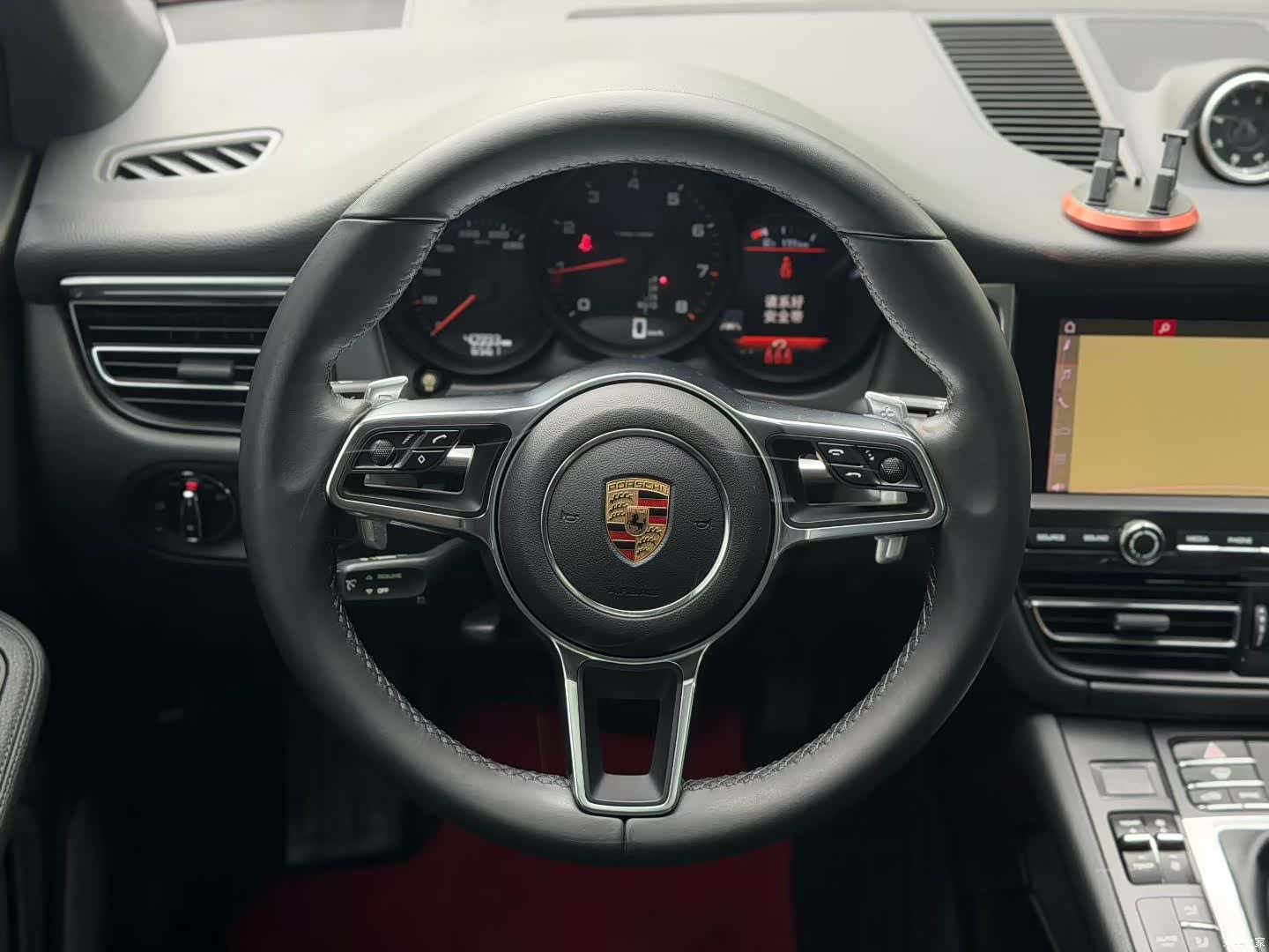 Porsche Macan, 2019 3