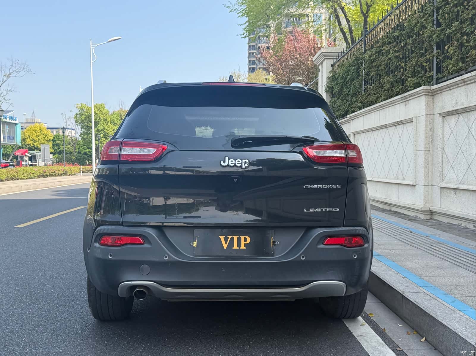 Jeep Cherokee, 2018 4