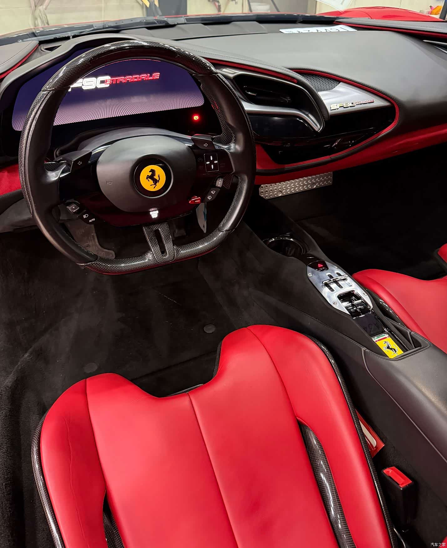 Ferrari SF90, 2022 8