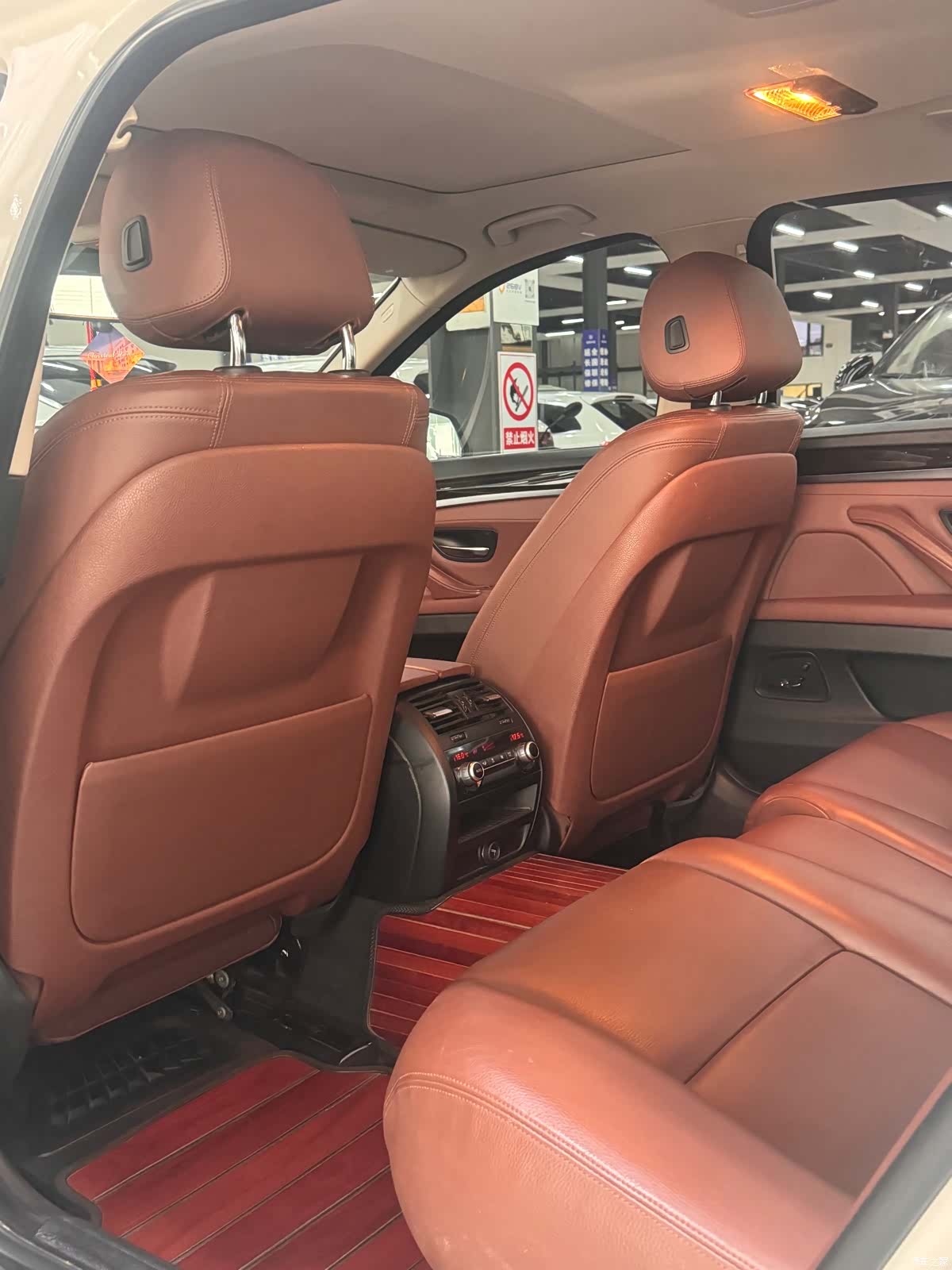 BMW 5 Series, 2015 8