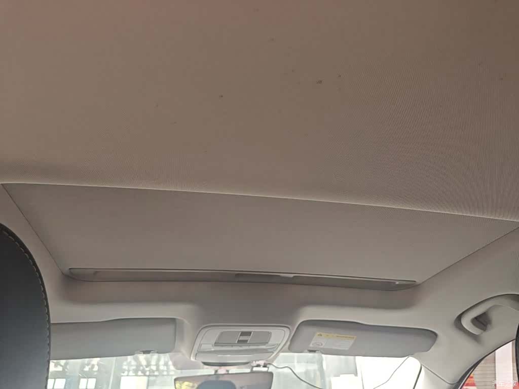 Roewe i5, 2022 18