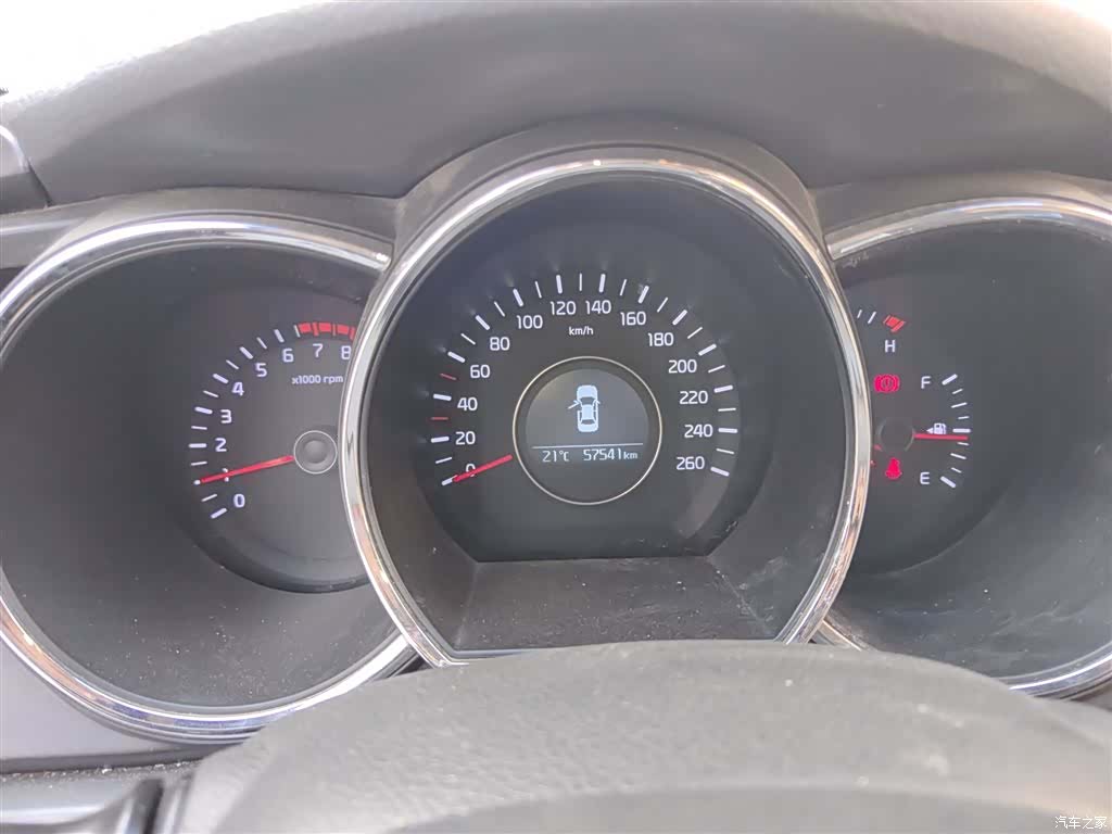 Kia K5, 2014 10