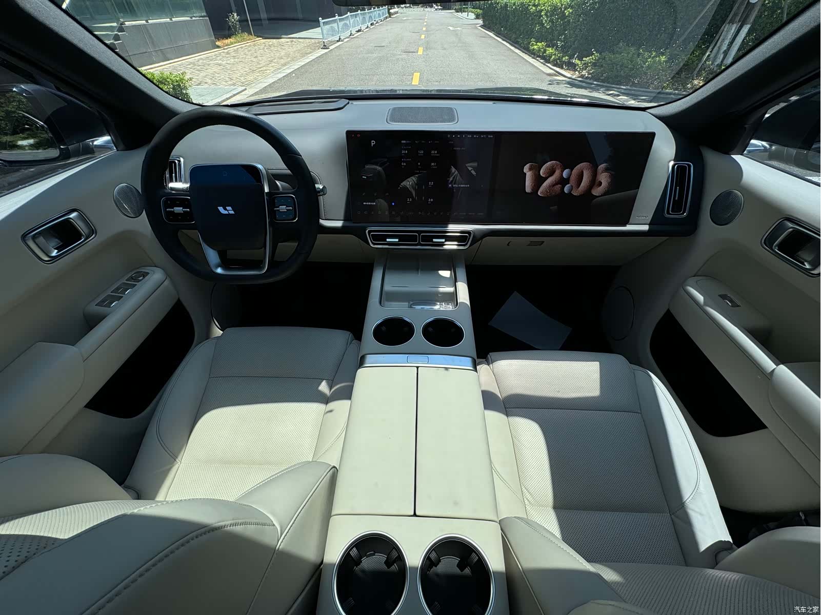 Li Auto L9, 2022 8