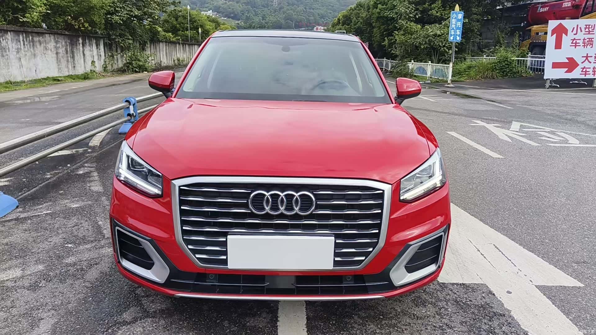 Audi Q2L, 2019 2