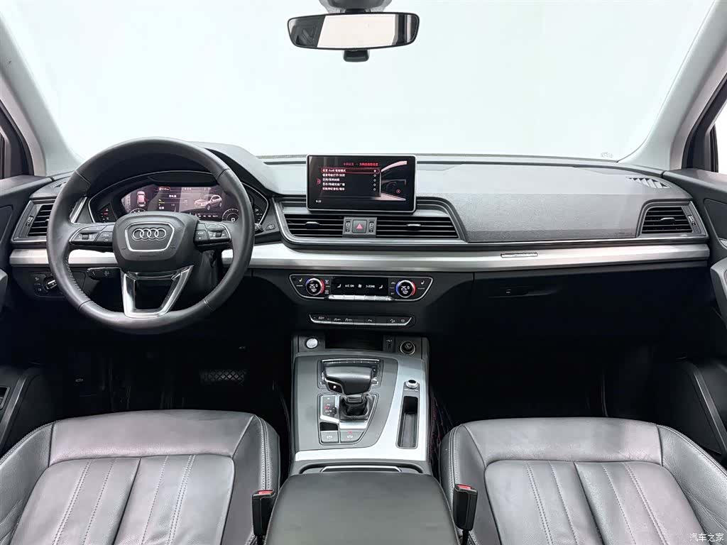 Audi Q5L, 2020 11