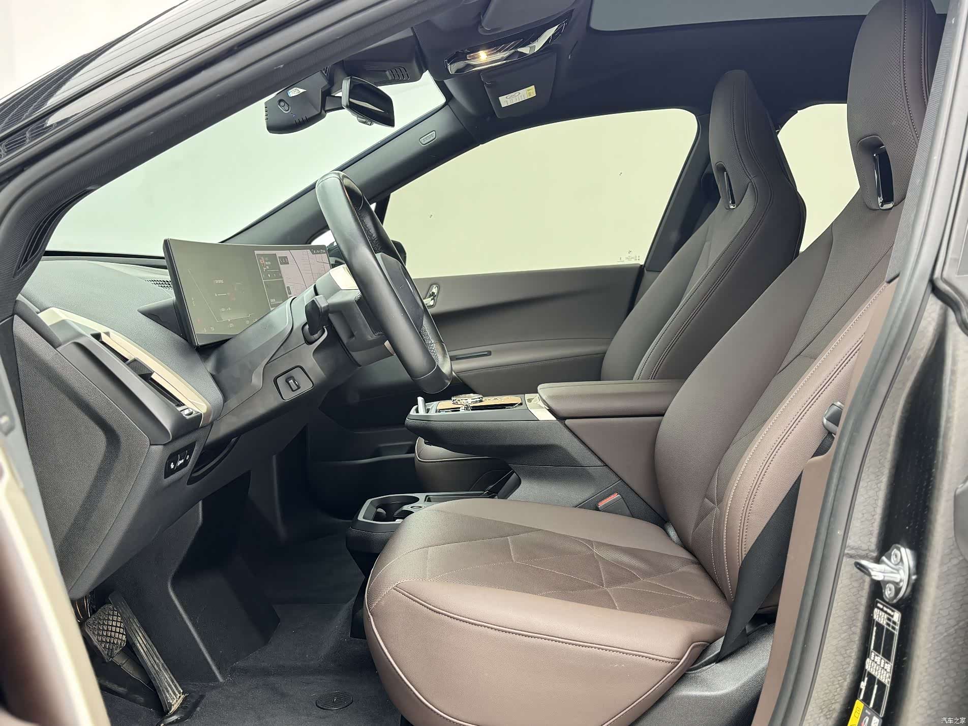 BMW iX, 2024 все фото