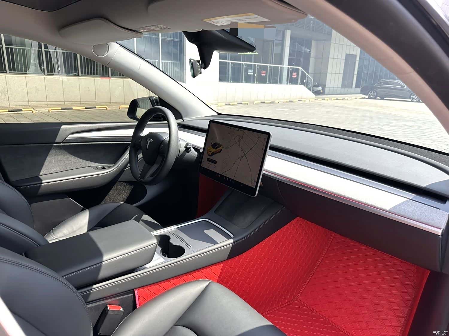 Tesla Model Y, 2023 все фото