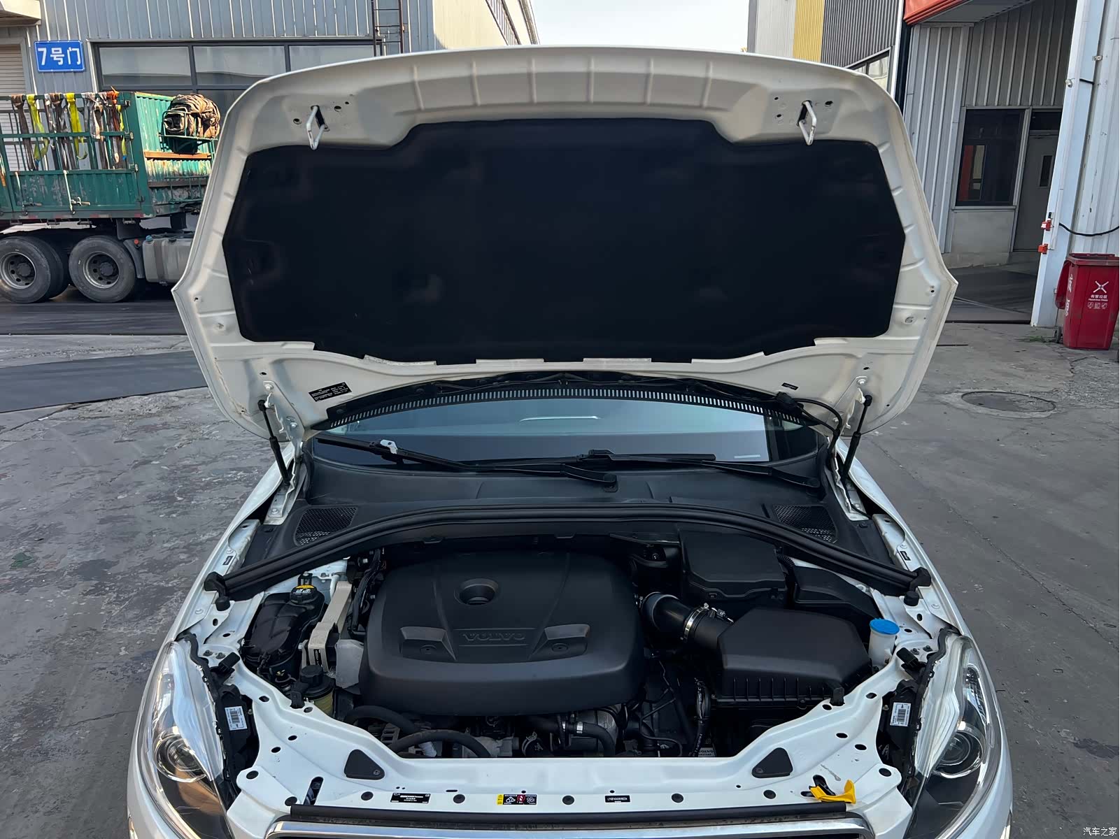 Volvo XC60, 2017 16