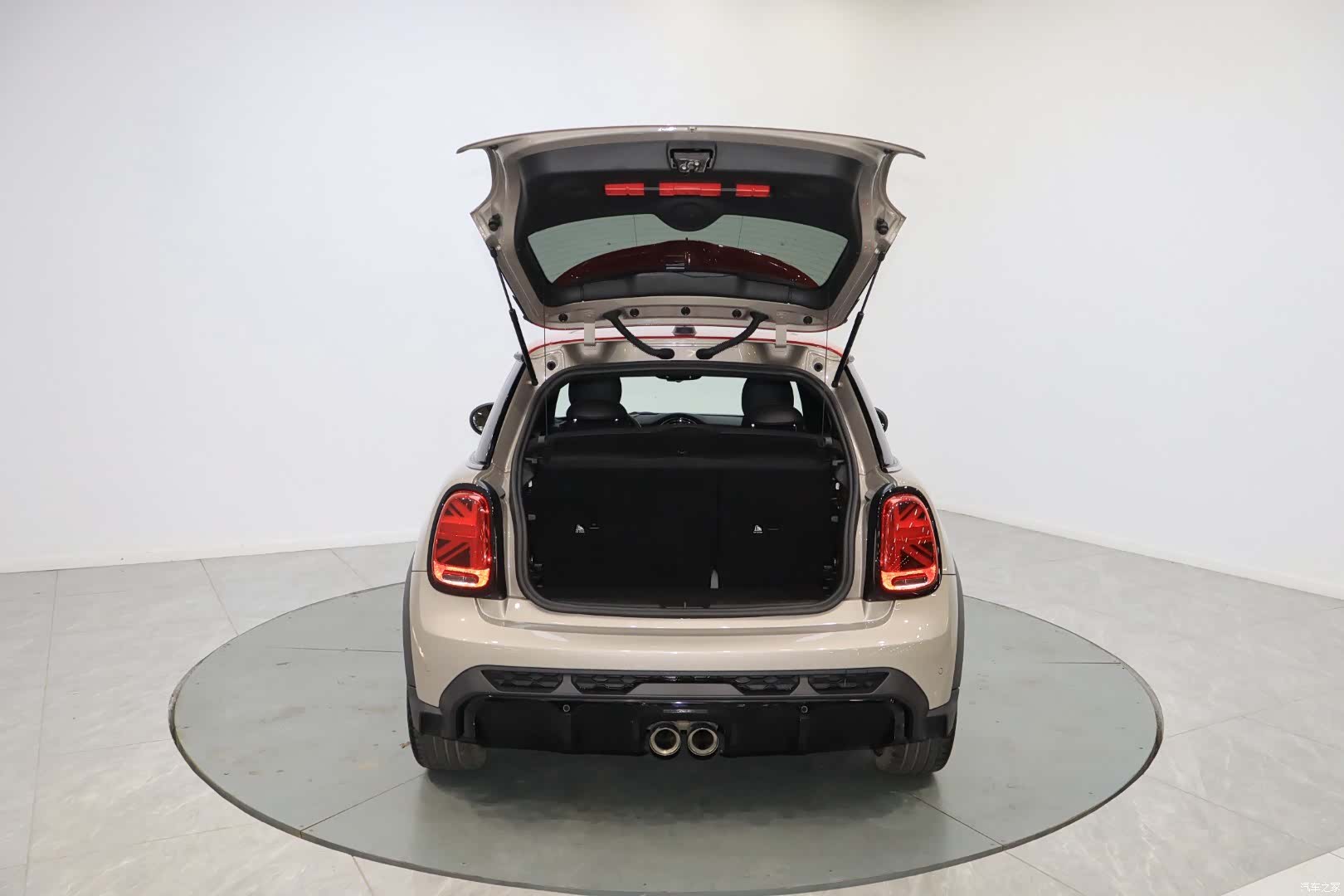 Mini Cooper, 2021 11