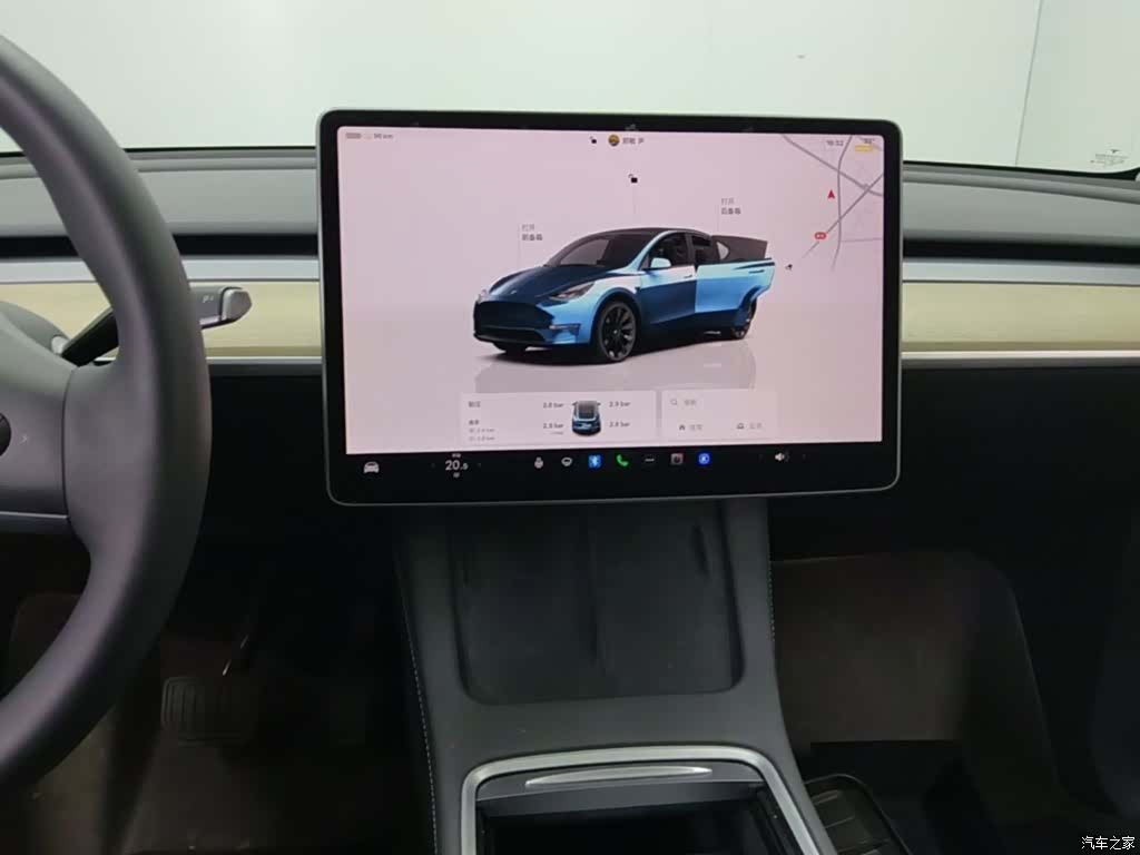 Tesla Model Y, 2023 13