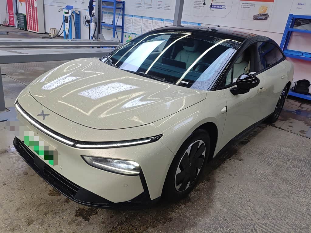 Xpeng P7