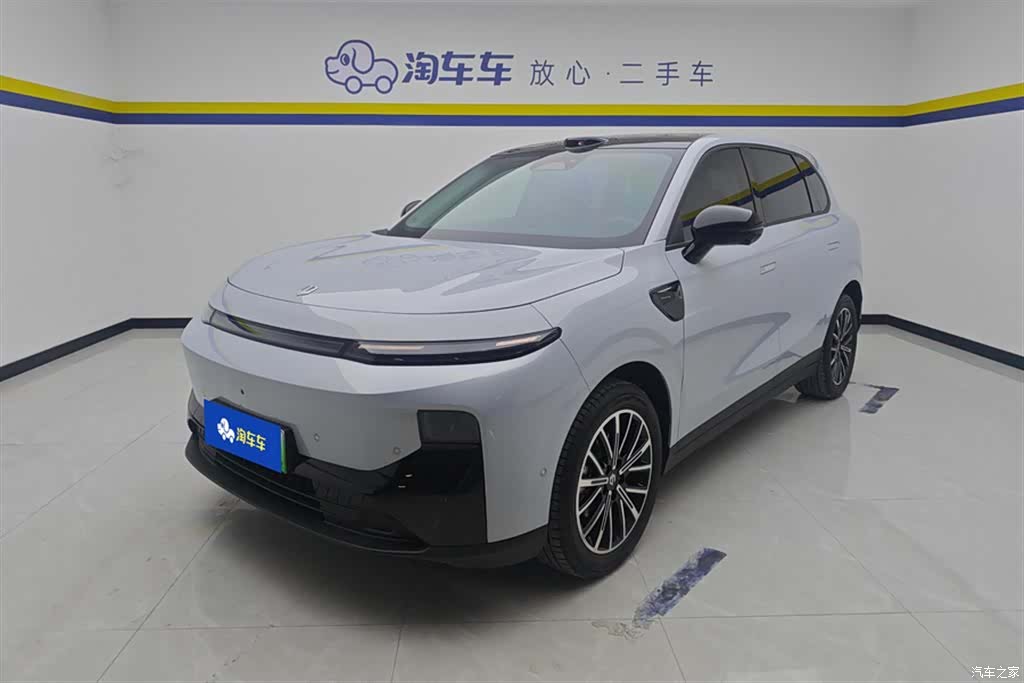 Leapmotor B10