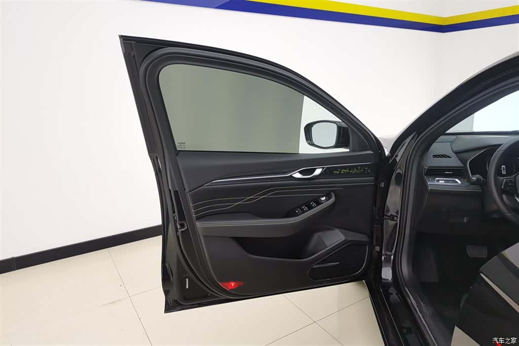 Geely Preface, 2024 7