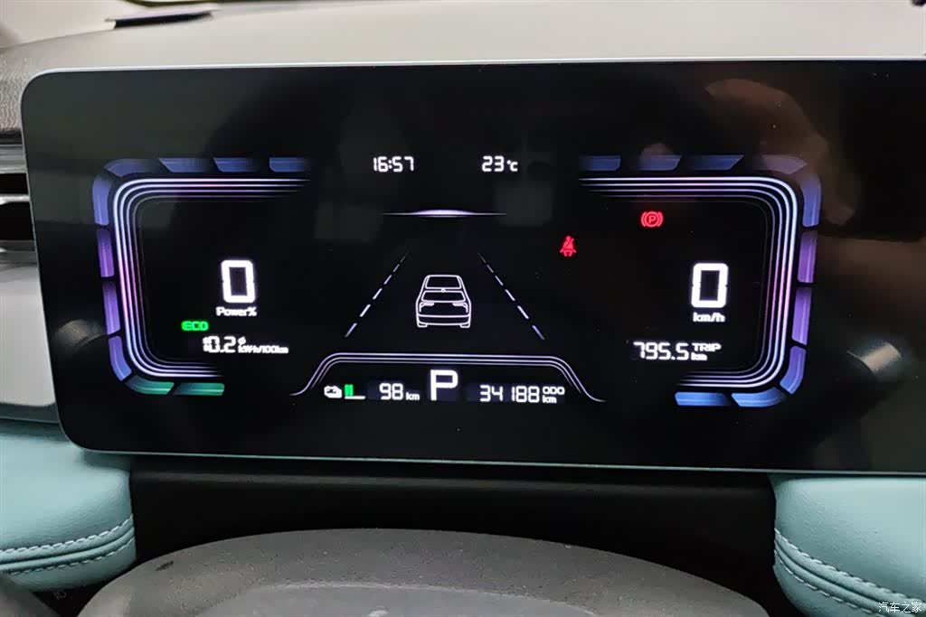 Geely E, 2024 14