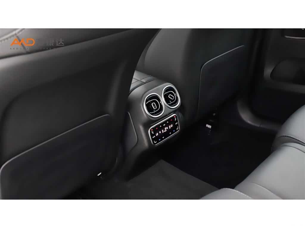 Mercedes-Benz GLC, 2023 9