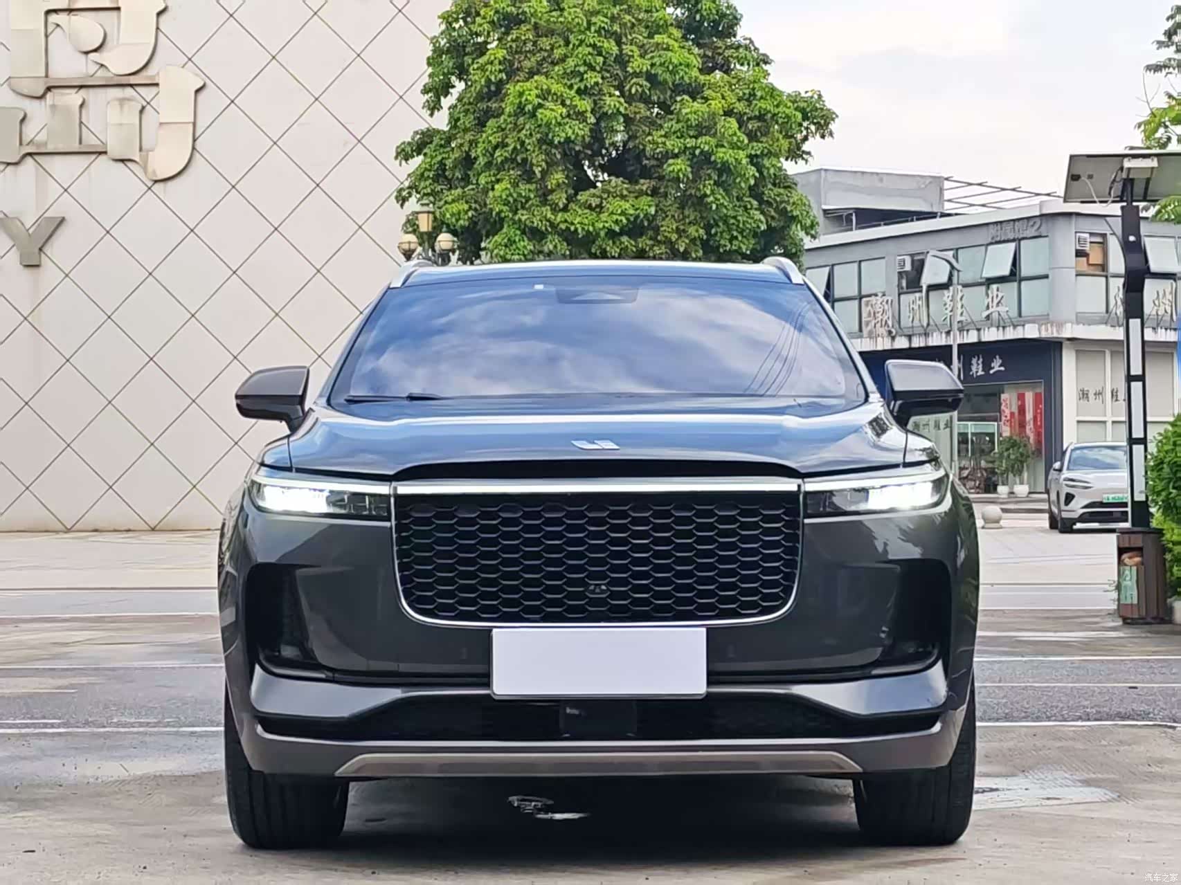 Li Auto ONE, 2022 2