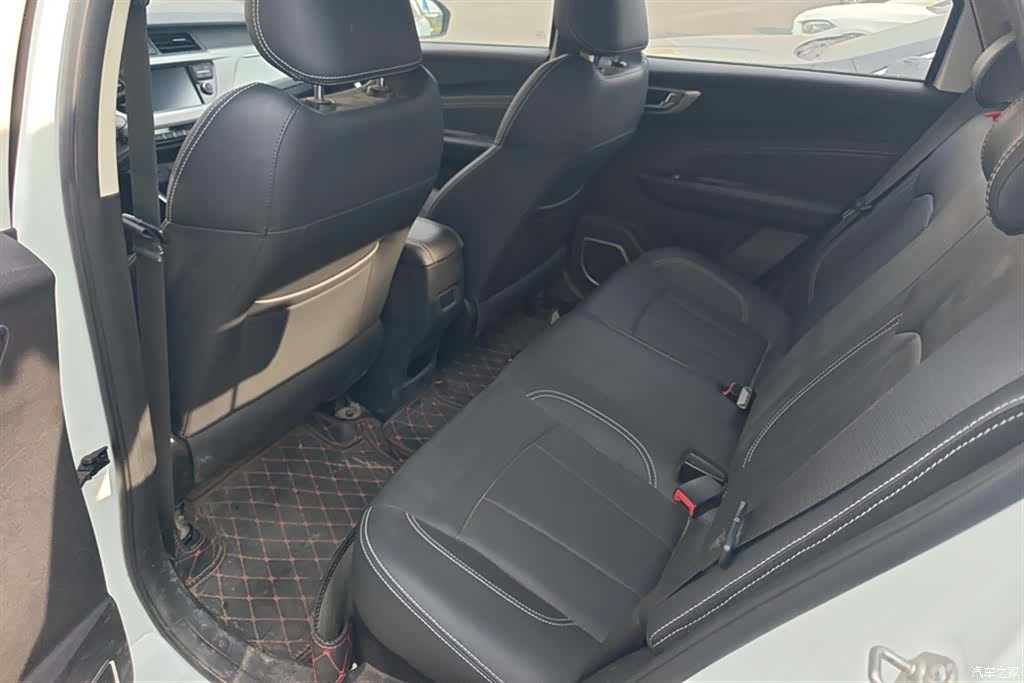Geely X3, 2020 11