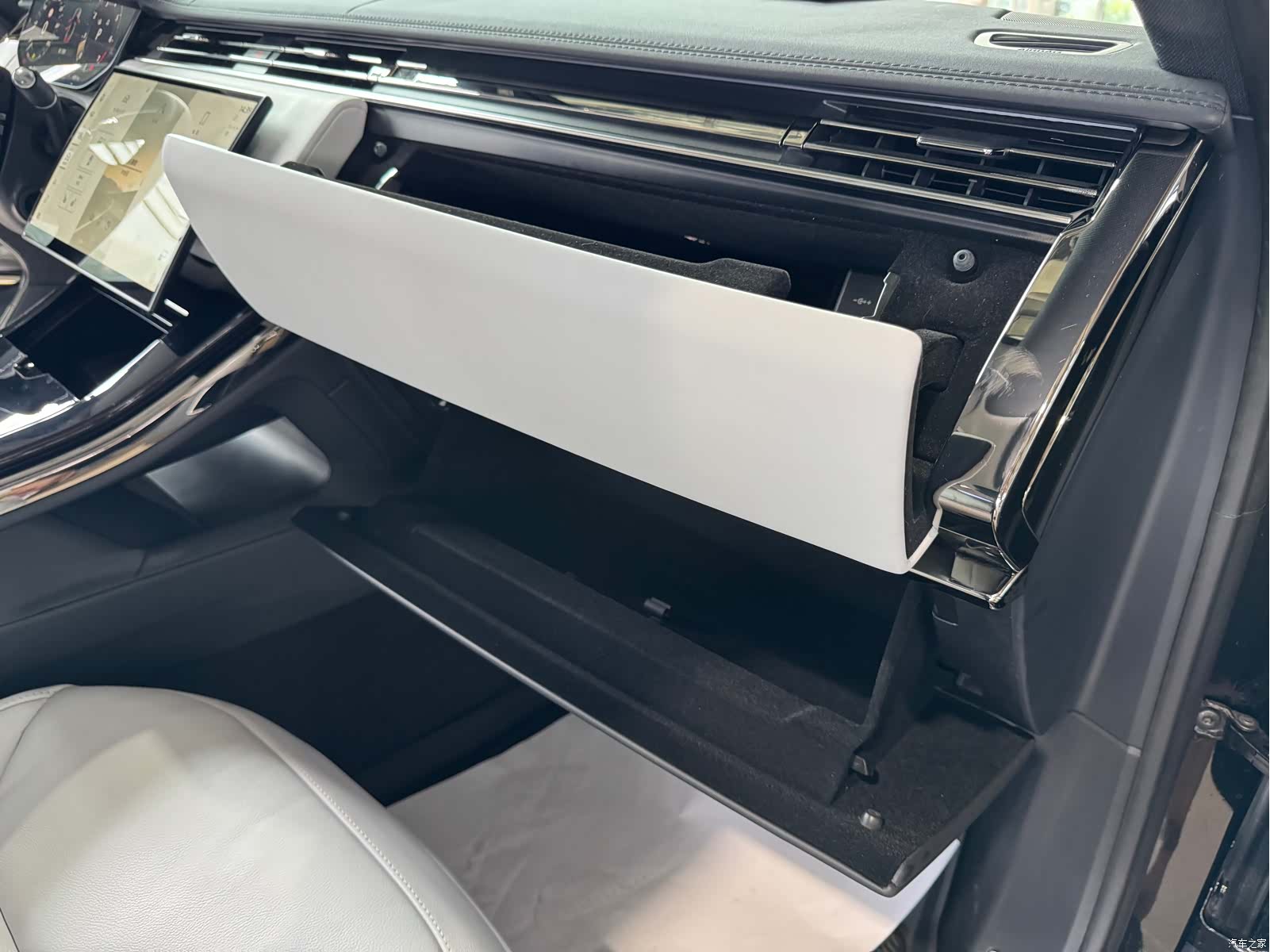 Land Rover Range Rover, 2024 32