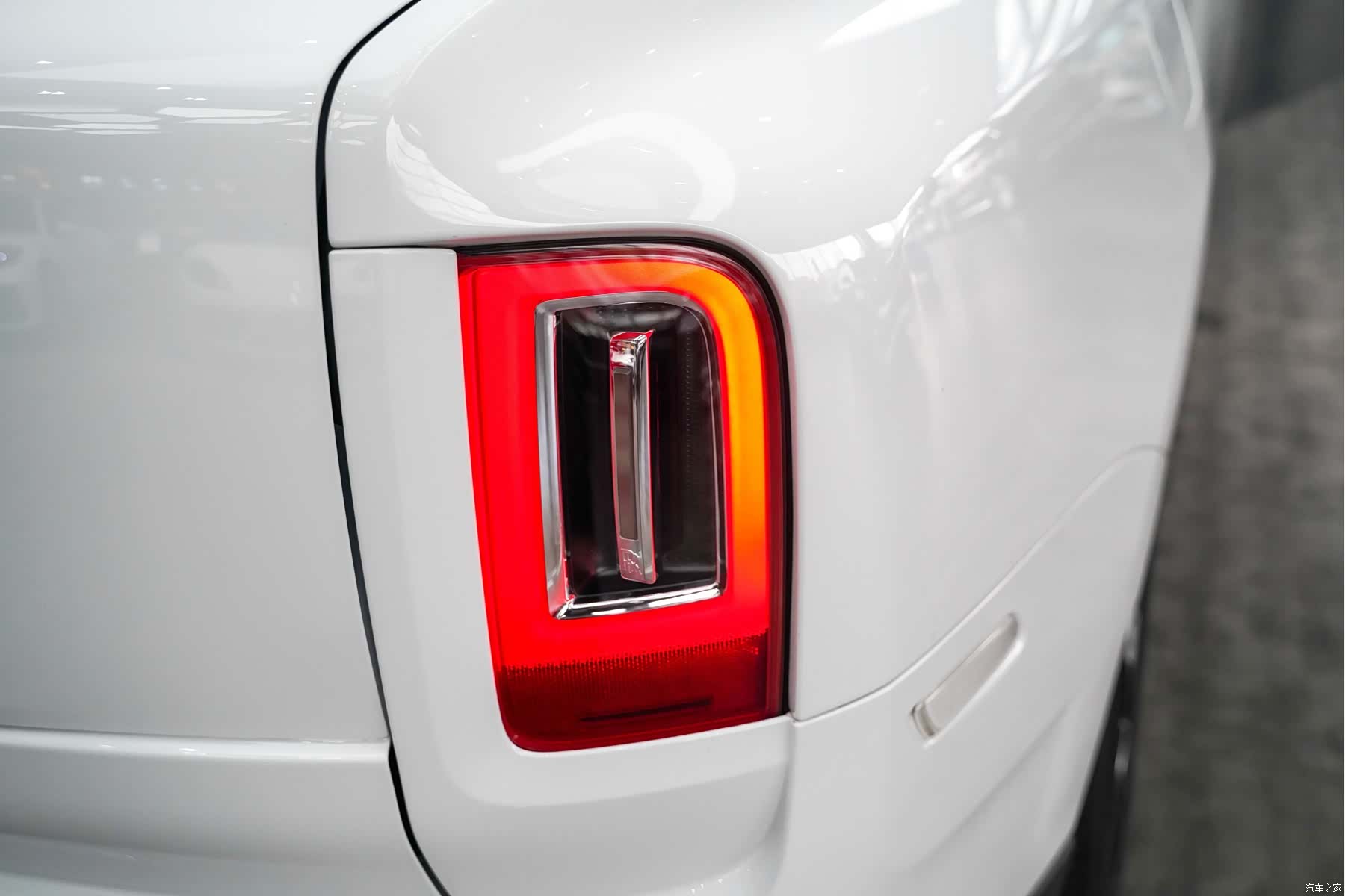 Rolls-Royce Cullinan, 2021 4