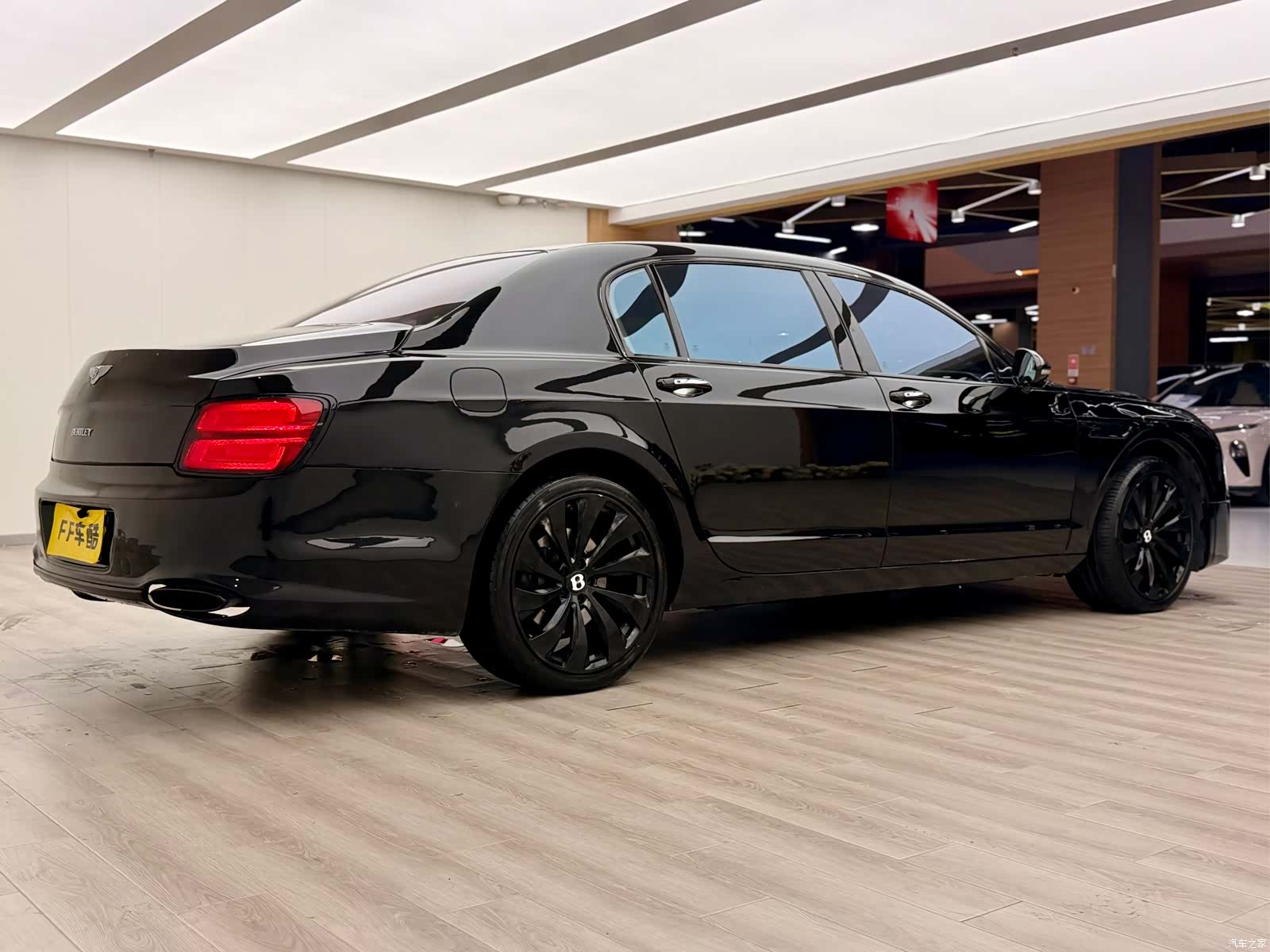 Bentley Flying Spur, 2010 все фото