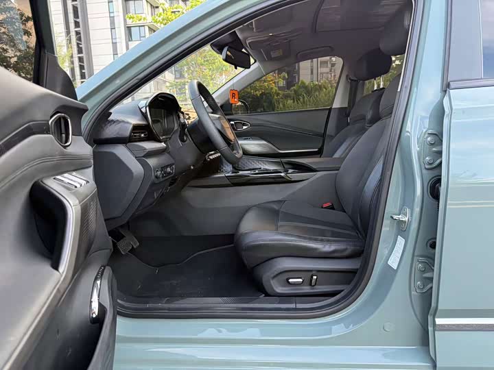 Baojun Valli 2021 1.5T na qu fan xing CVT Flagship