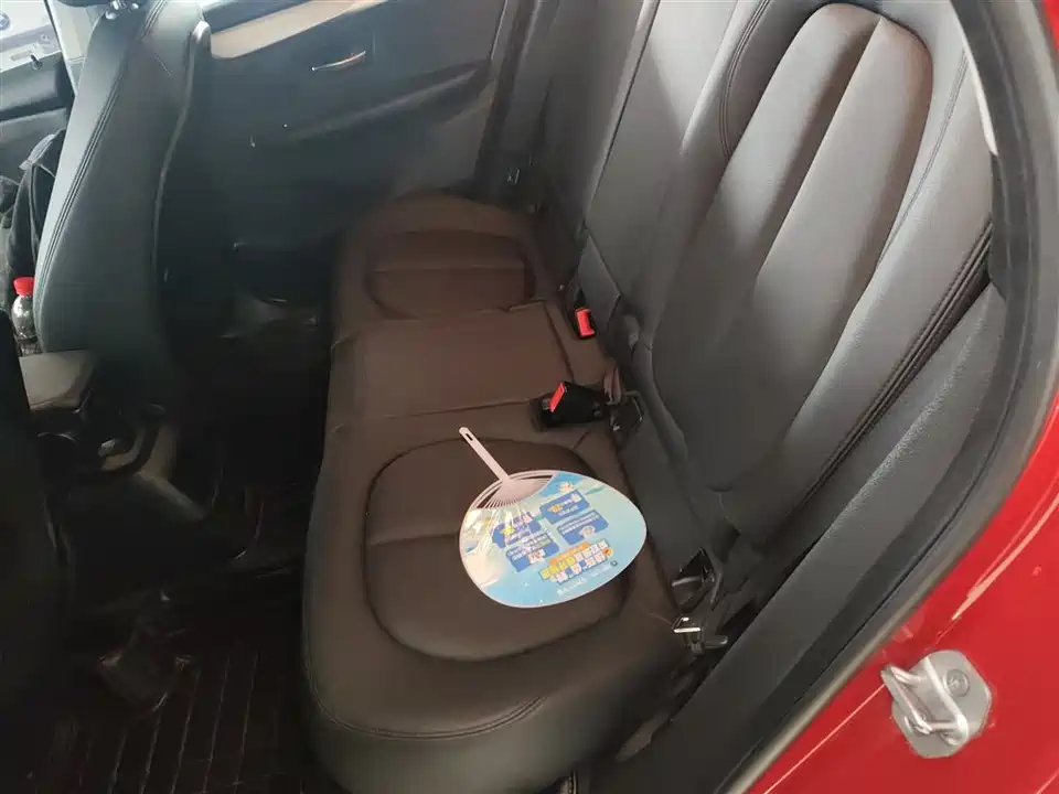 BMW 2 series station wagon