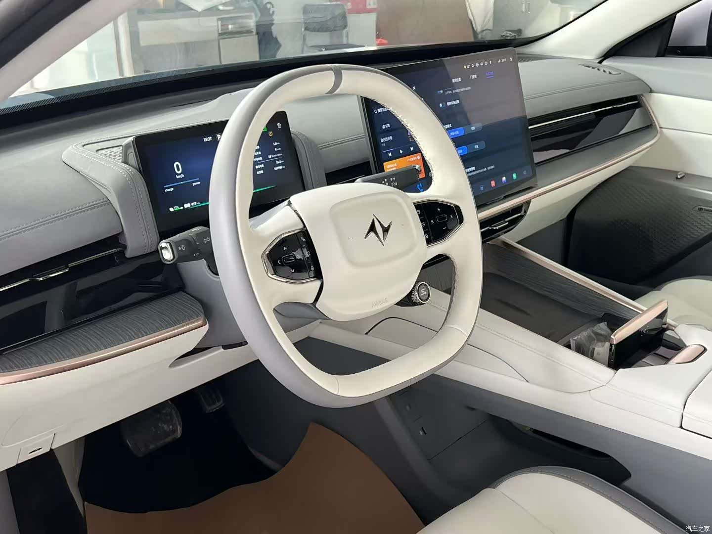DongFeng eπ007, 2024 4