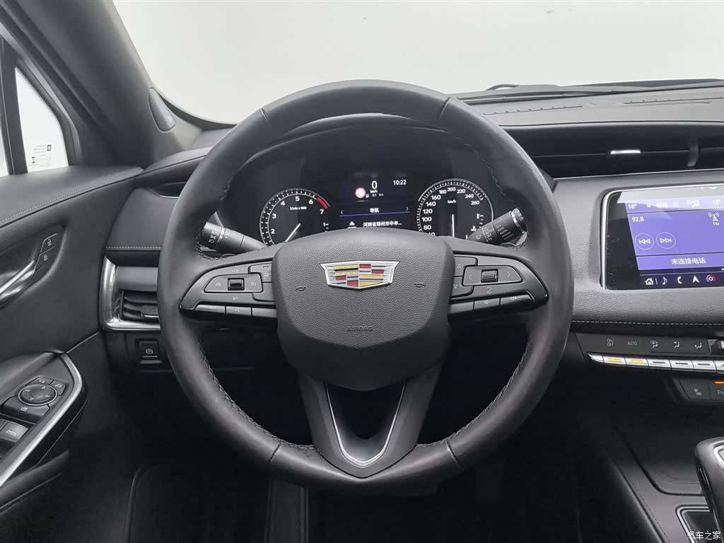 Cadillac XT4, 2019 11