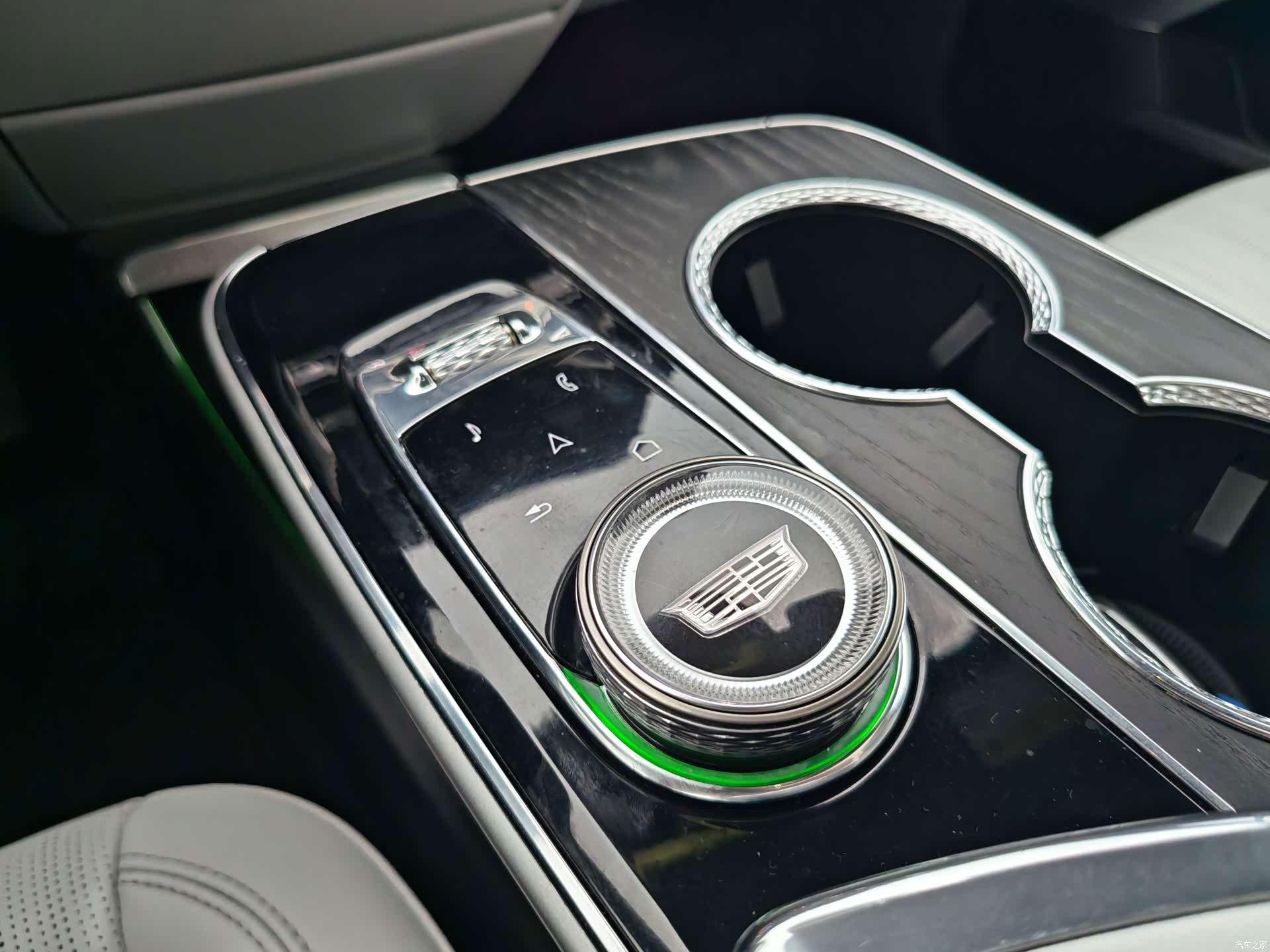 Cadillac IQ, 2022 25