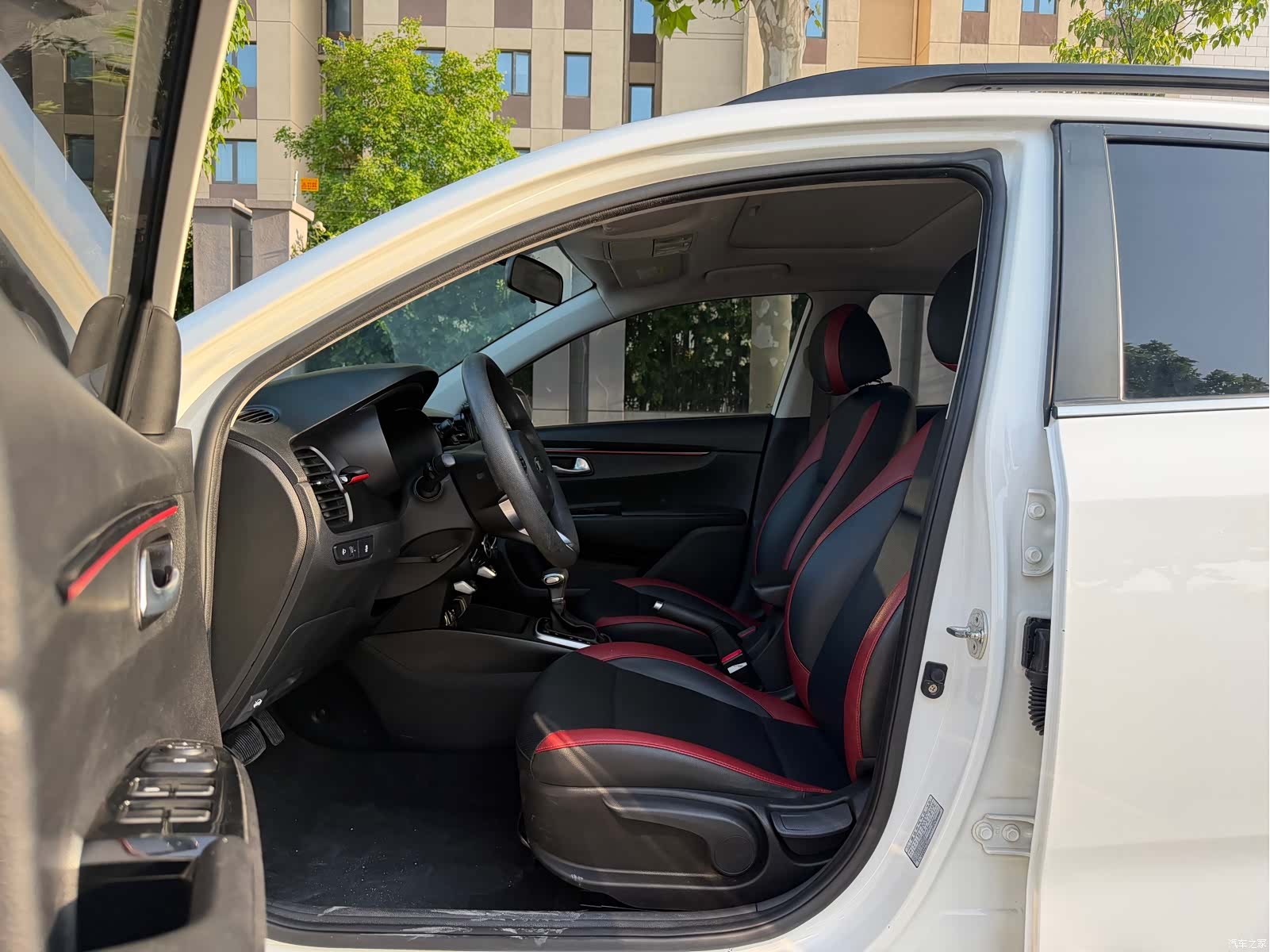Kia KX, 2017 6