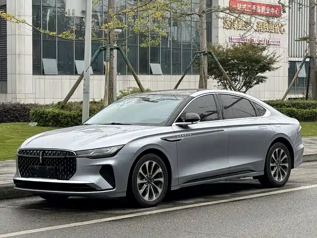 Lincoln Z 2023 — купить из Китая под заказ