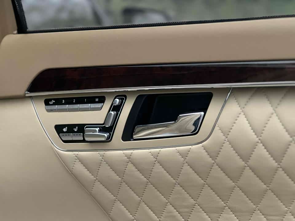 Mercedes-Benz S-class AMG