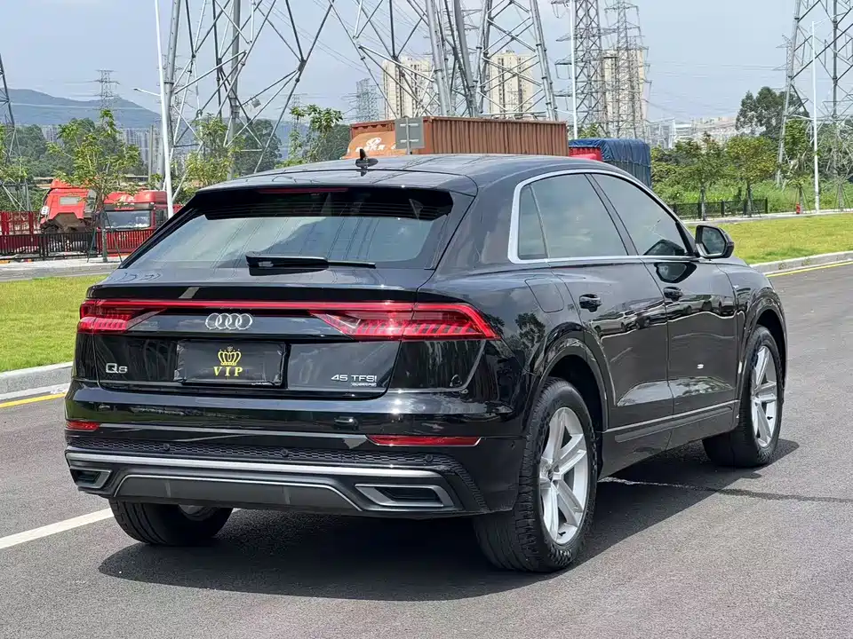 Audi Q8 Audi Q8