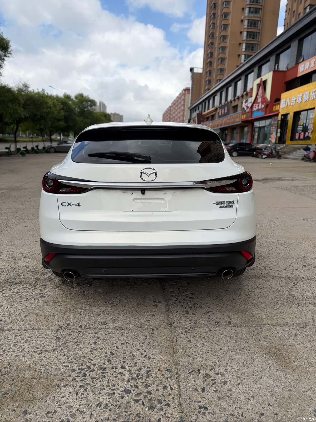 Mazda CX-4, 2022 все фото