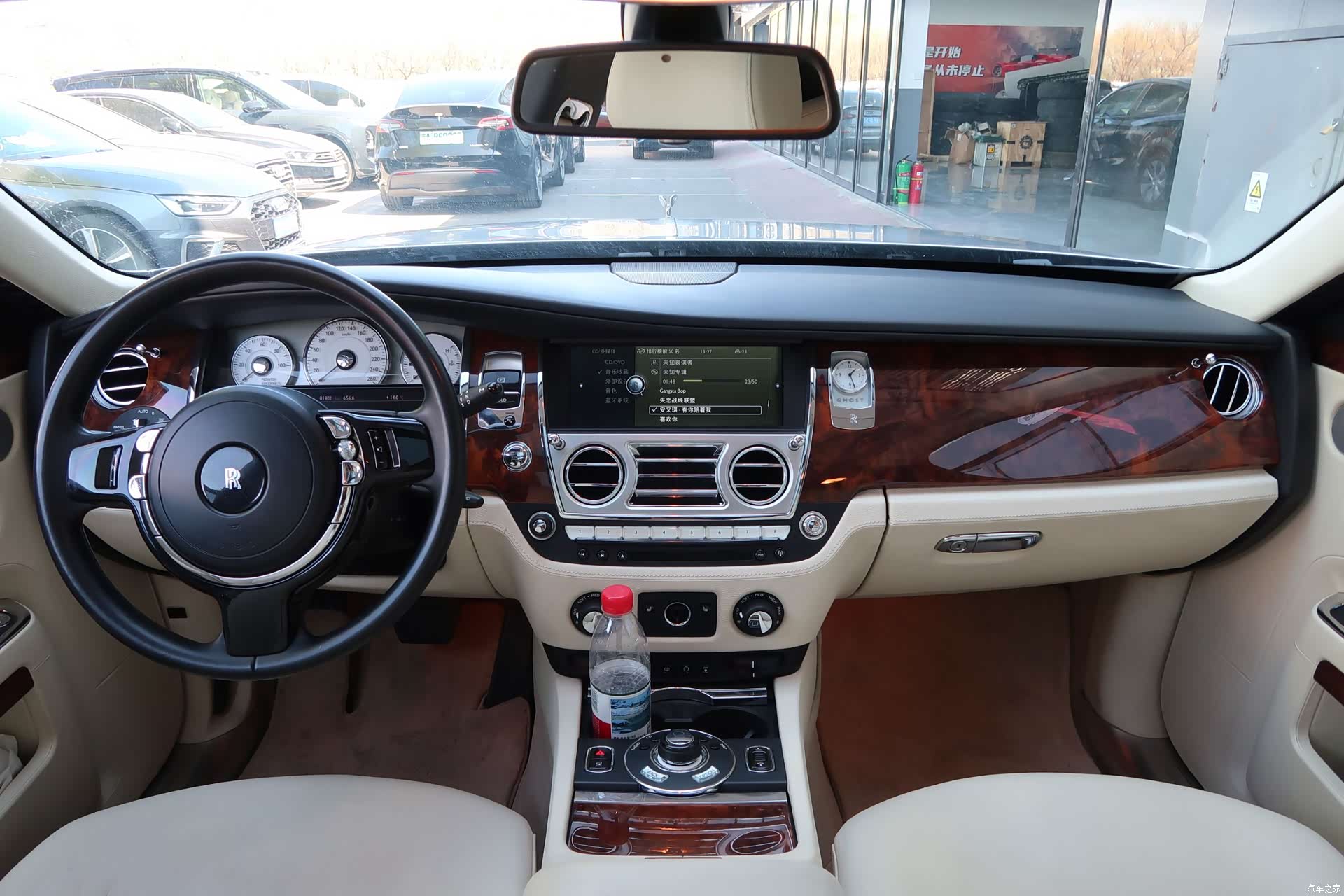 Rolls-Royce Ghost, 2011 7