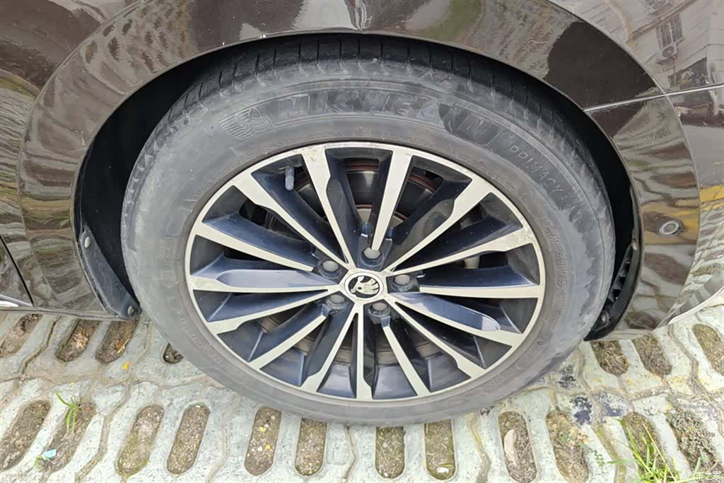 Skoda Superb, 2016 6