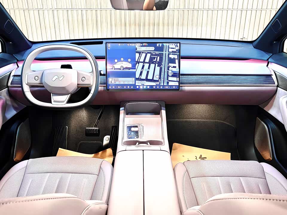 NIO L60 NIO L60