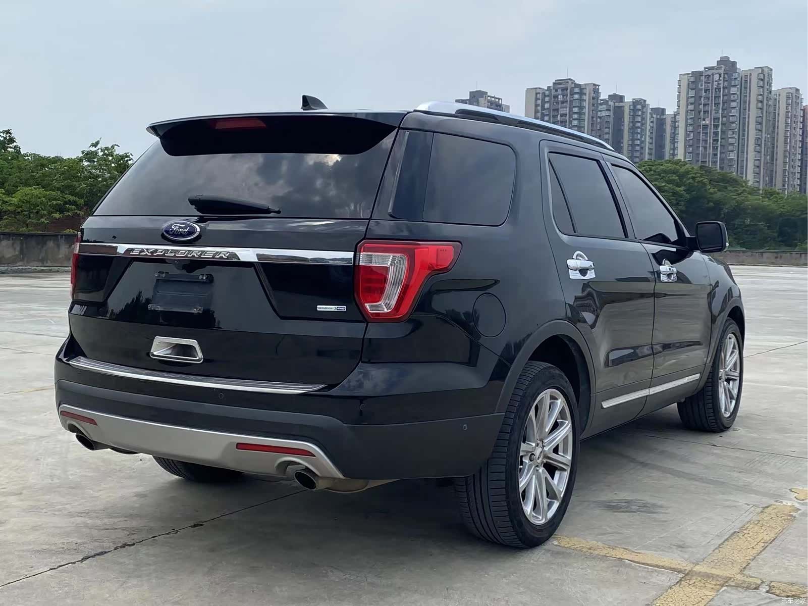 Ford Explorer, 2017 4