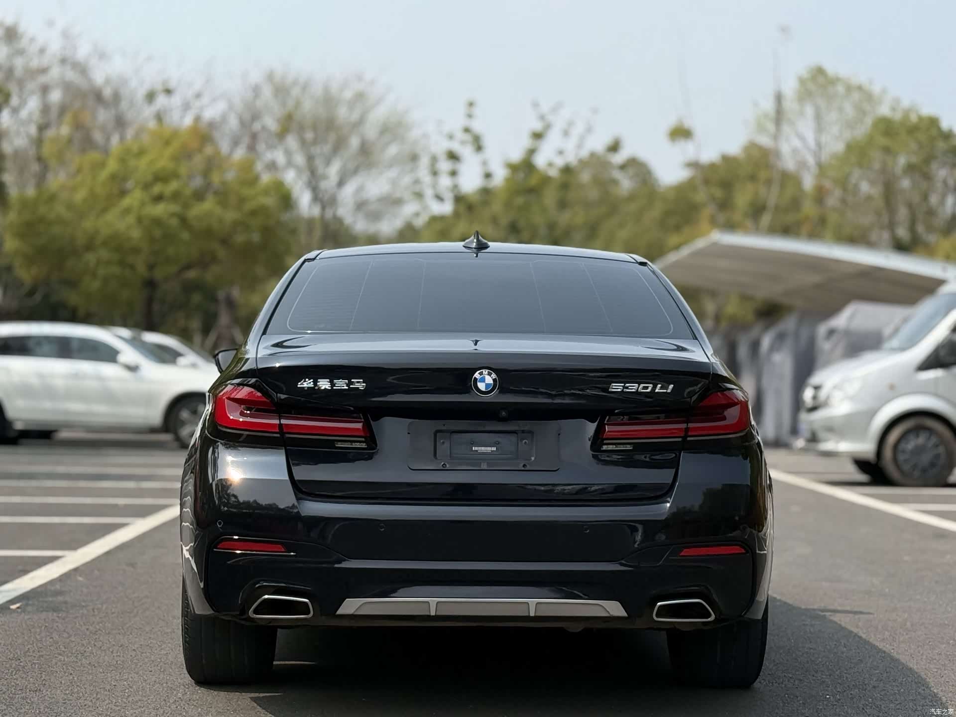 BMW 5 Series, 2022 все фото