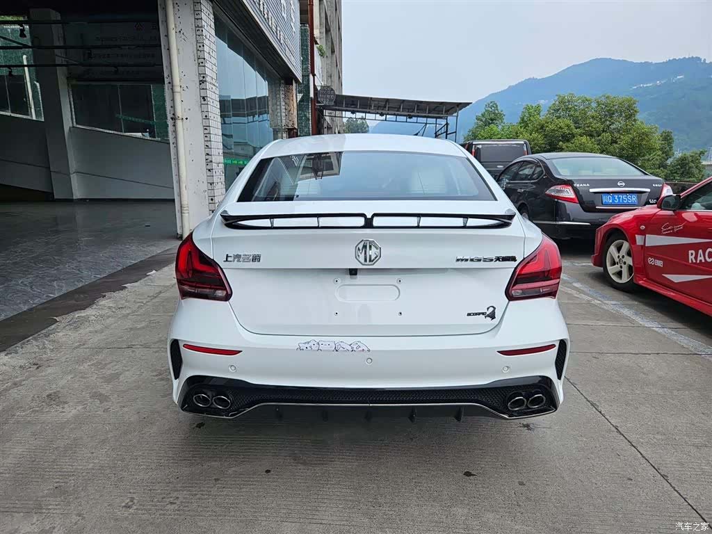 MG MG5, 2022 4