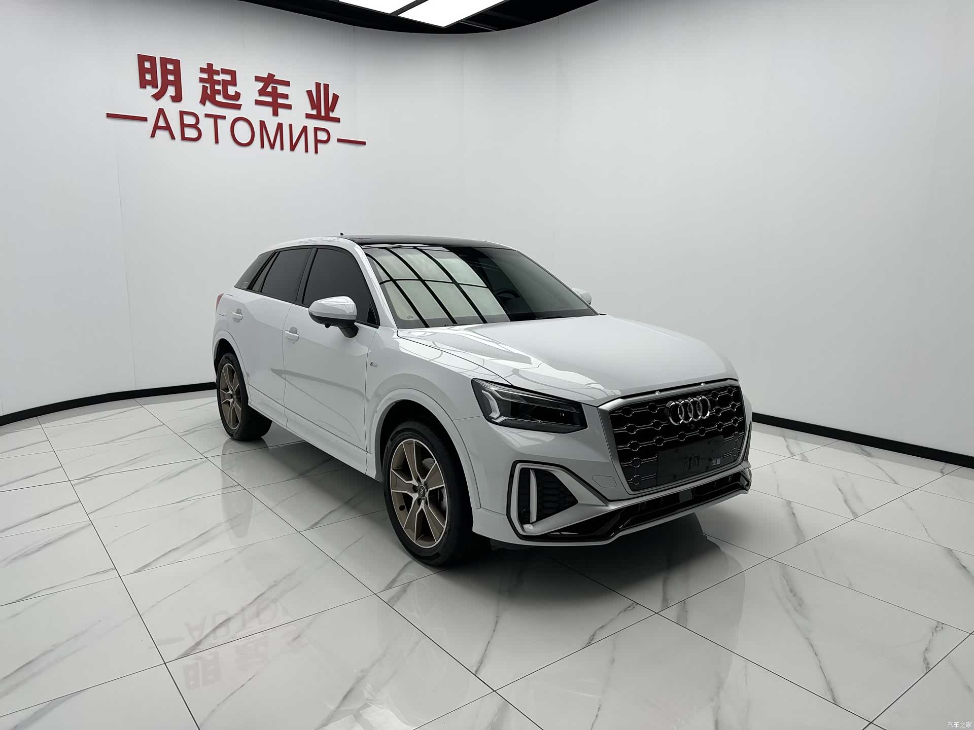 Audi Q2L, 2022 3
