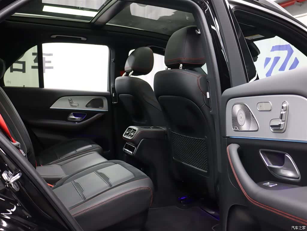 Mercedes-Benz GLE, 2024 26