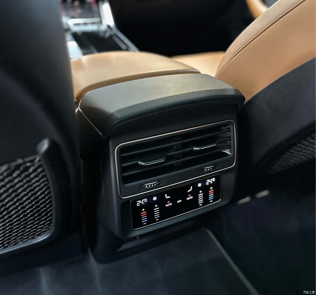 Audi Q8, 2021 17