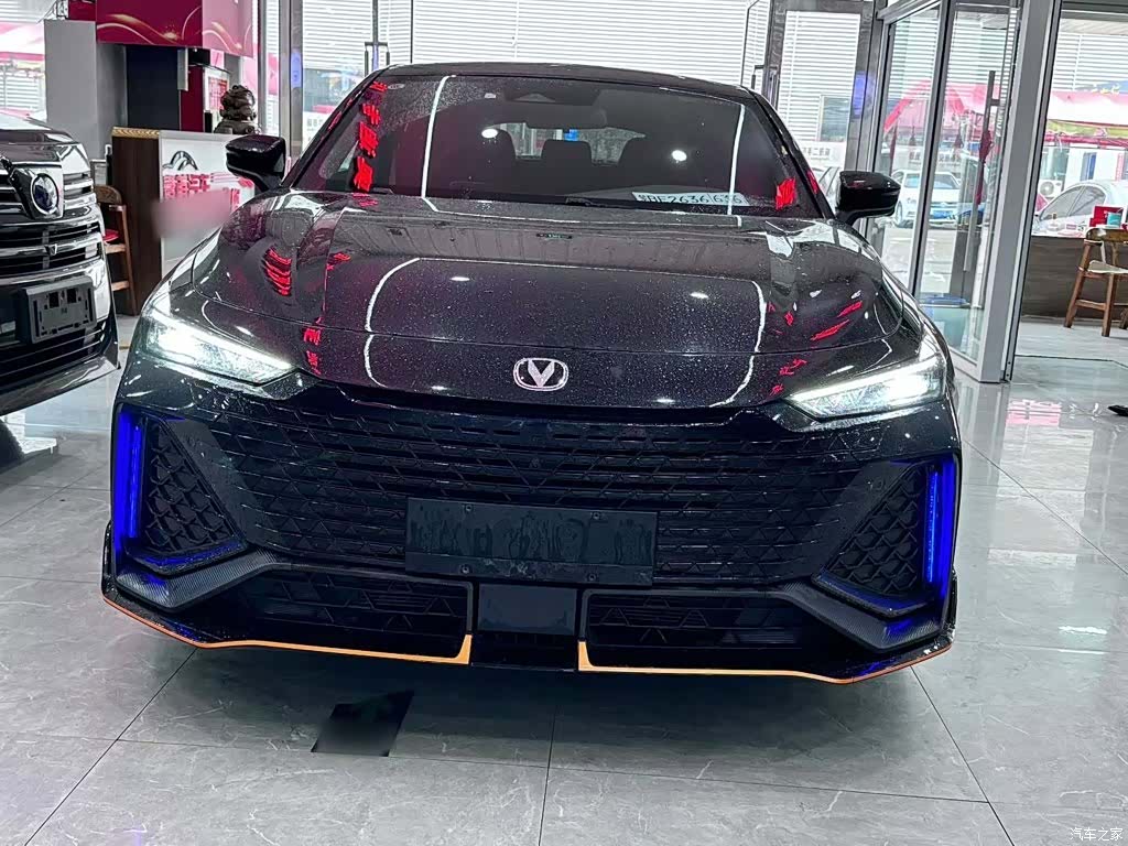 Changan UNI-V, 2023 3