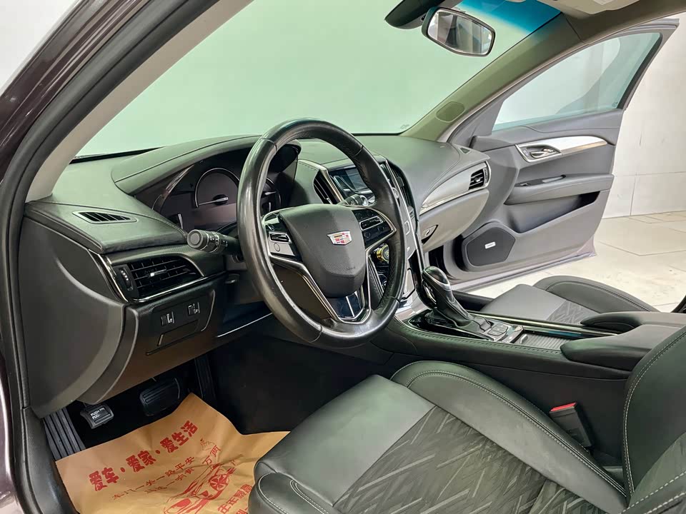 Cadillac ATS-L
