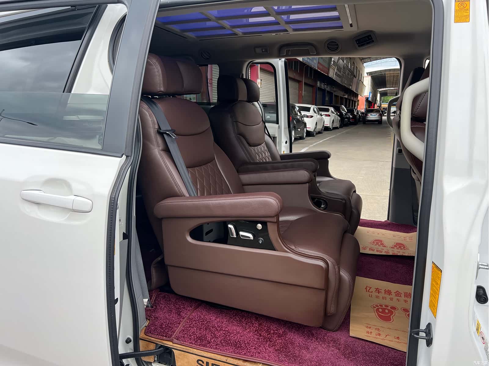 Toyota Sienna, 2016 11