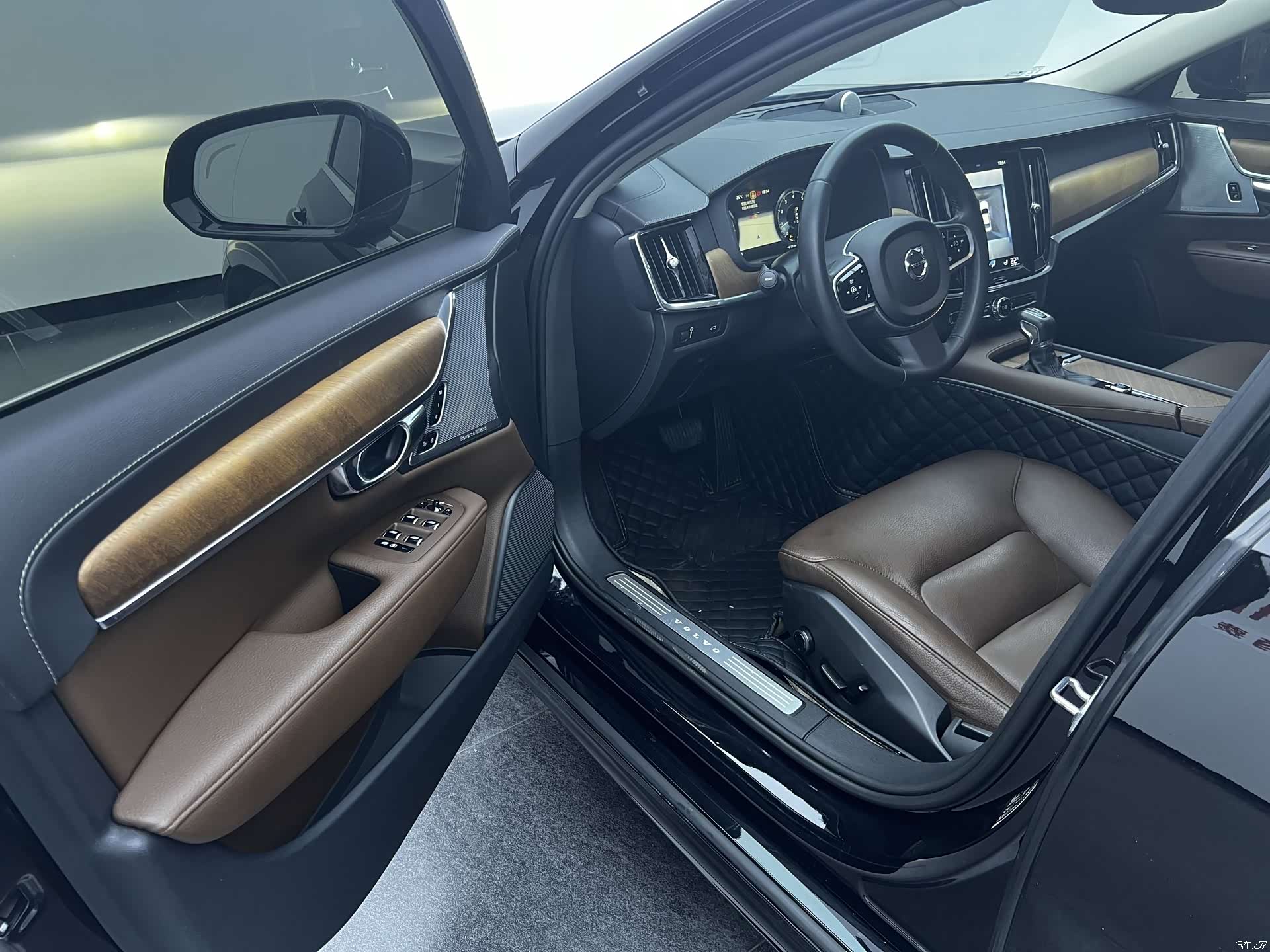 Volvo S90, 2019 6